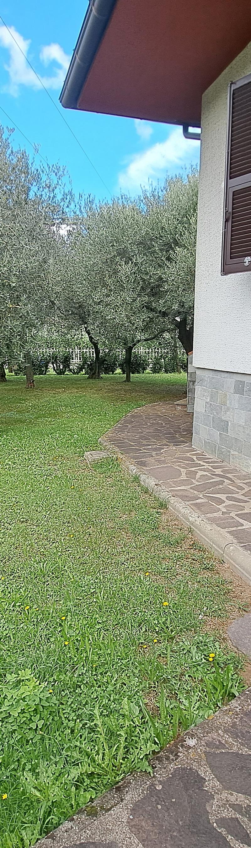 Villetta centrale con giardino