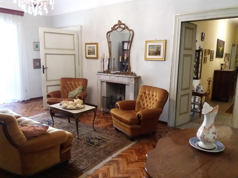 Pontremoli: Ampio Appartamento nobile con terrazza